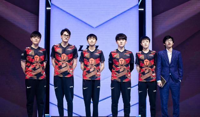 包括灰熊 包括灰熊